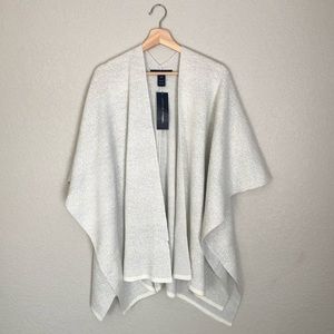 Adrienne Vittadini Shawl